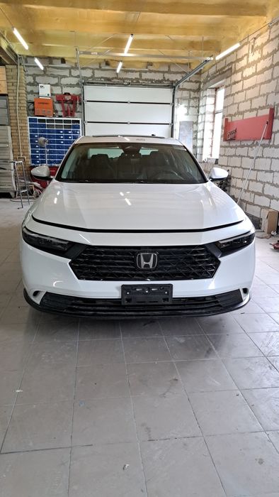 Honda Accord 2023 VIN 1HGCY1F35PA006587 фото оголошення 2 з 18