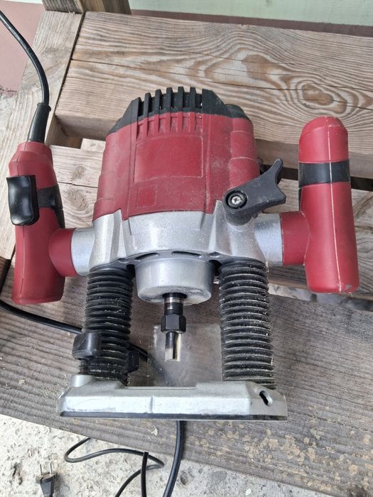 Фрезер ручной Einhell to ro 1155 e