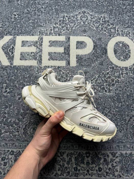 Balenciaga track 1