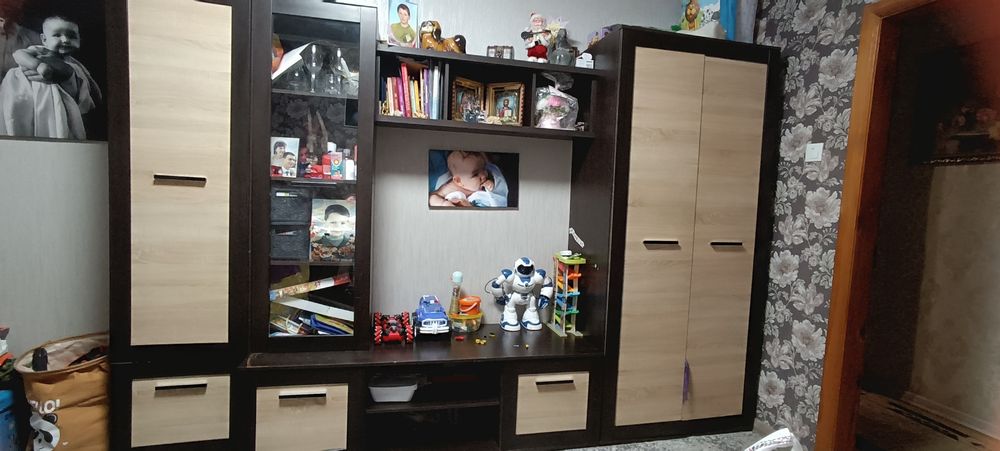 Продам  вмісту стінку Конго