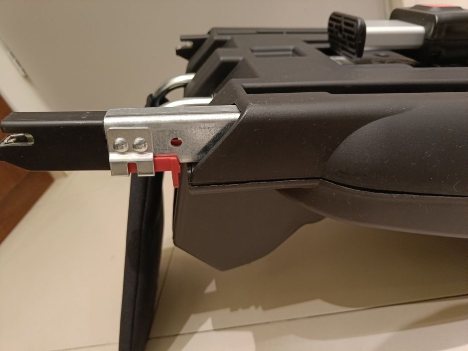 Fotelik z baza ISOFIX avionaut Pixel pro