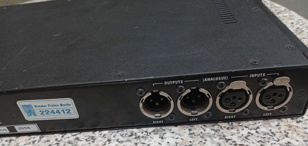 Kamera pogłosowa URZĄDZENIE ESTRADOWE BEL 7100