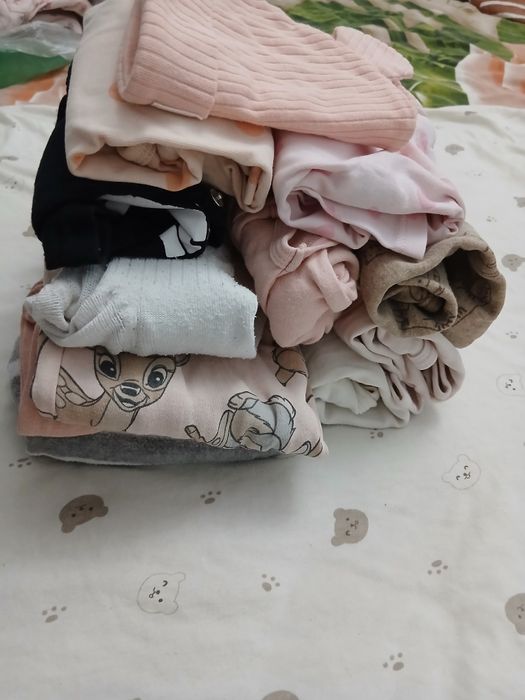 Sprzedam paczkę ubranek dla dziewczynki