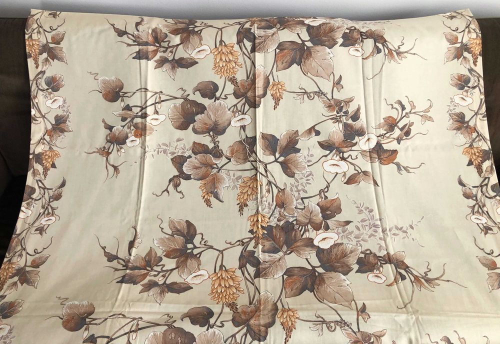 Vintage Curtain Pairs – Naturalistic Motifs