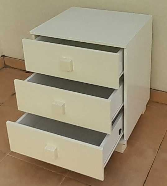 Vendo Mobiliário Usado de Quarto Criança c/ 7 Peças