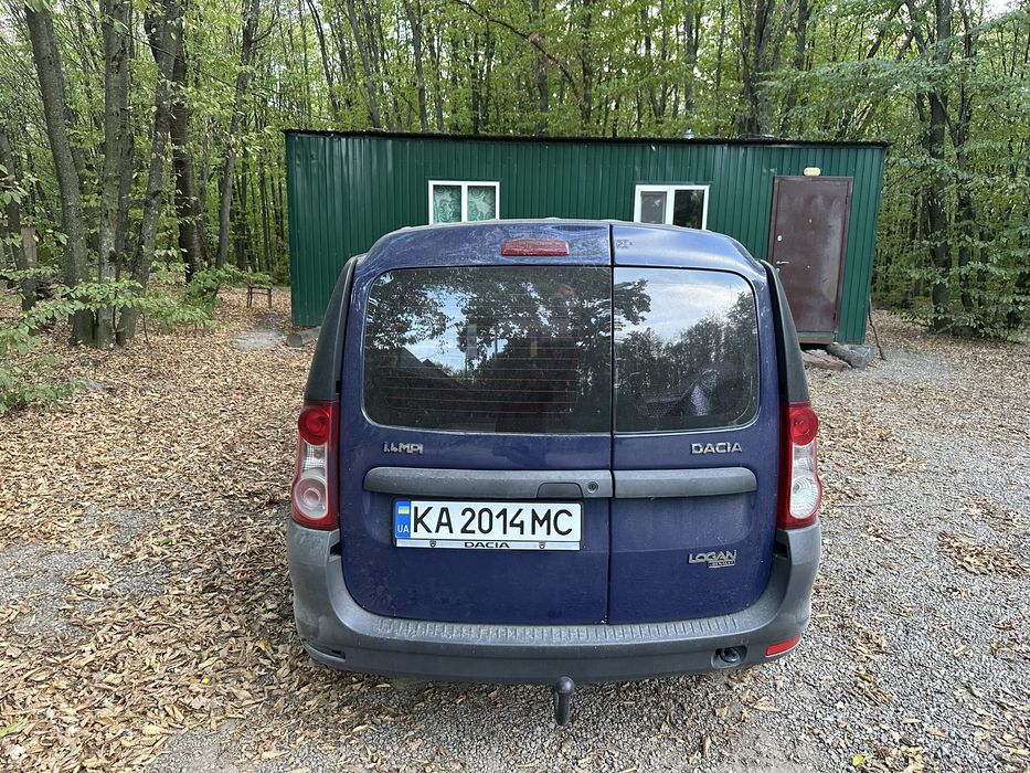 Продам Dacia Logan mcv 2009