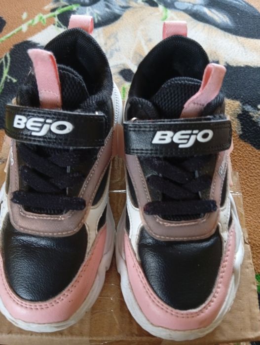 Buty Bejo rozmiar 28 dla dziewczynki