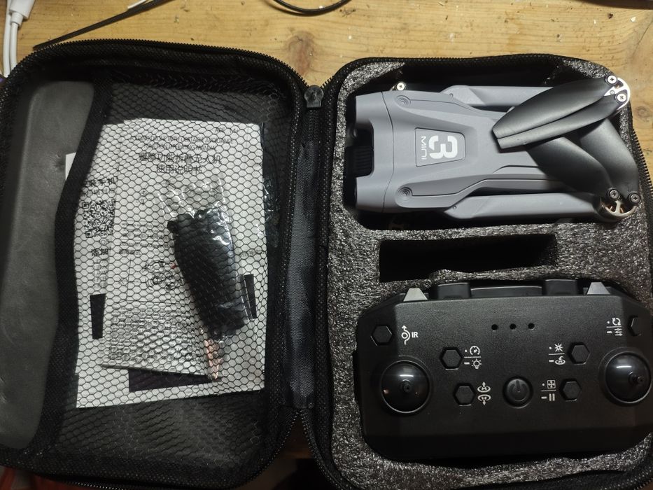 Drone 3mini with 3 Batteries64752385630721124