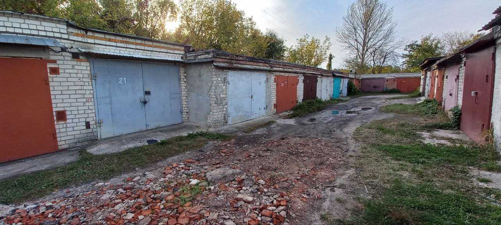продам капітальний гараж