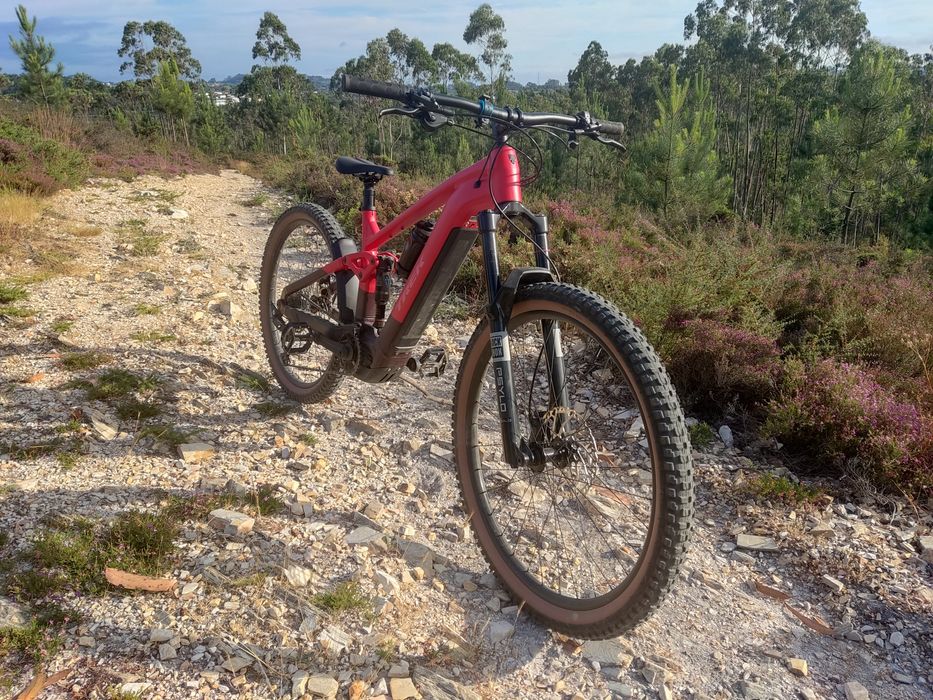 Bicicleta elétrica Trek Rail +