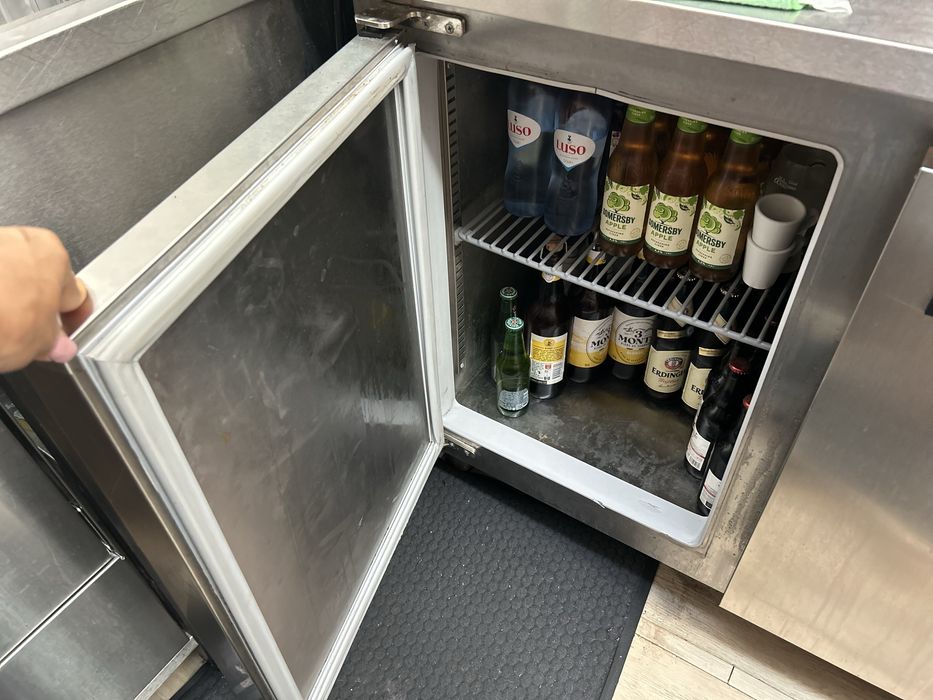 Bancada refrigerada com tulha 1500x600x900