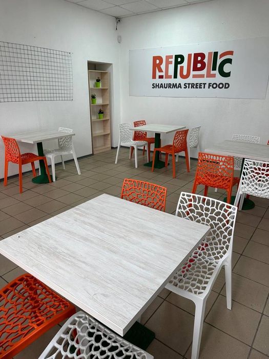 Стіл   продам  для кафе