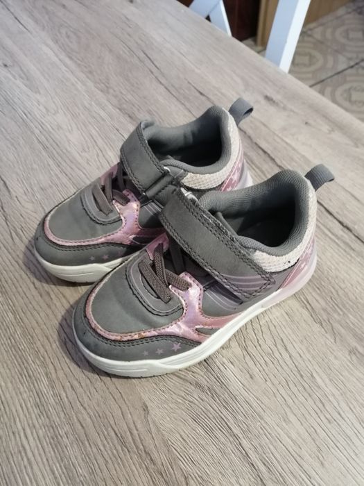 Buty dla dziewczynki rozm 24