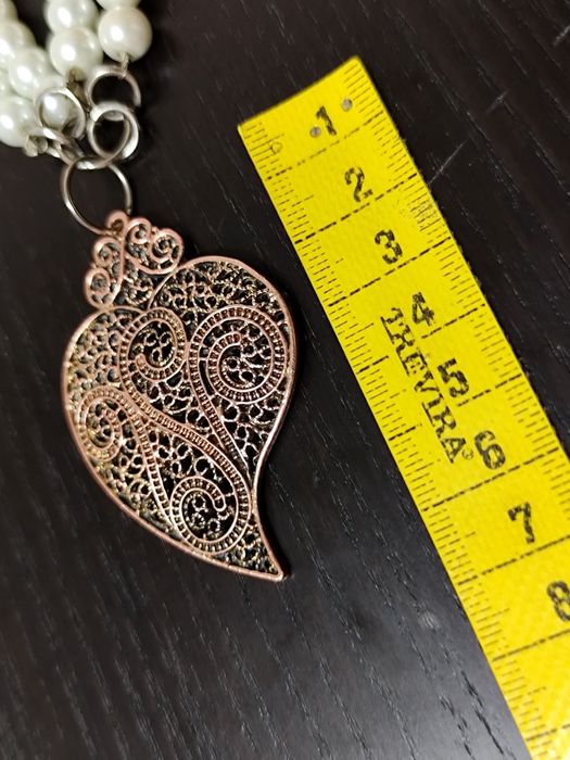 Colar de pérolas com pendente Coração de Viana
