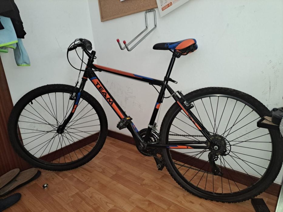 Vende se boa televisao