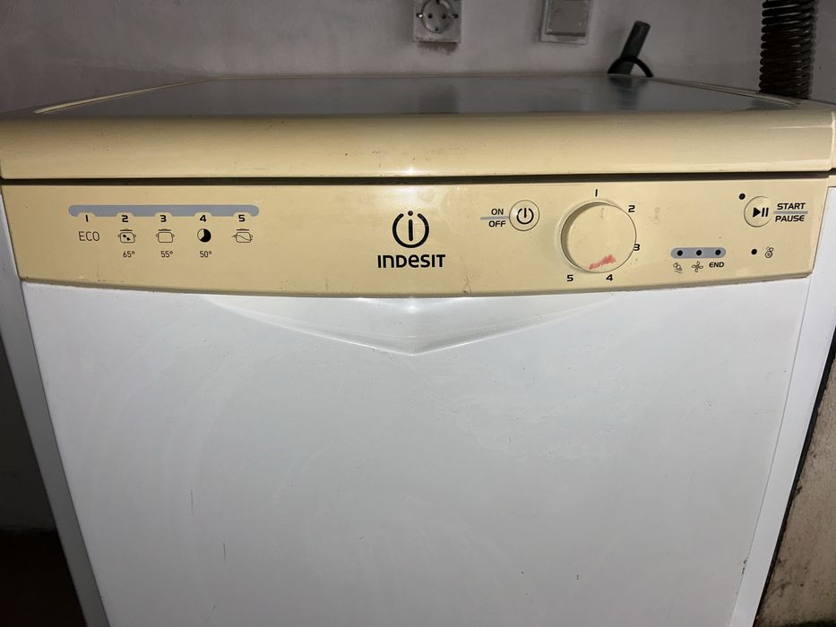 Indesit Máquina Lavar Loiça