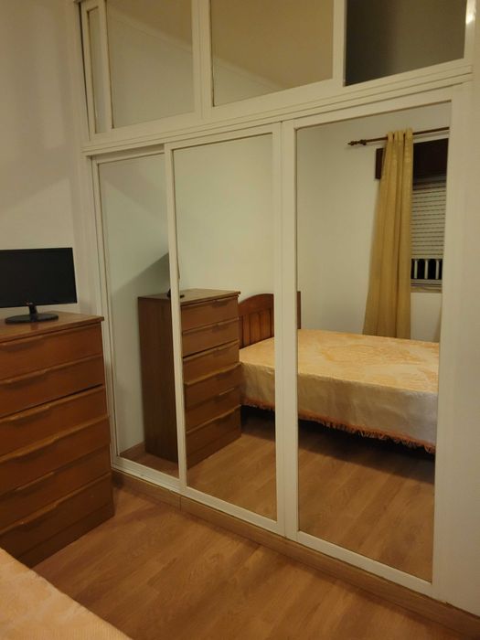 Arrendo apartamento T3 em Lisboa