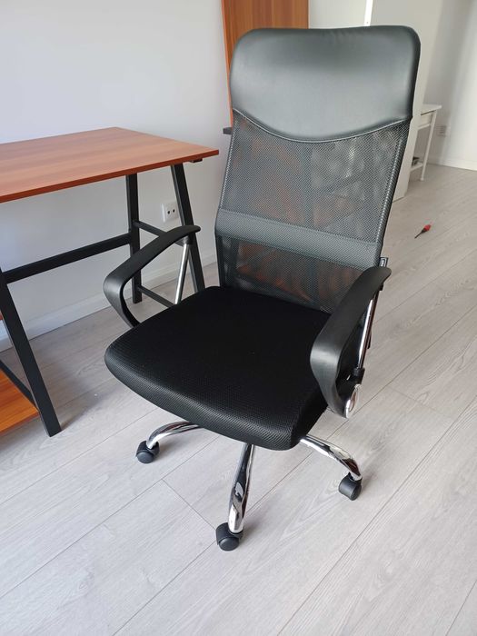 Office desks and new chairs64585342004097123