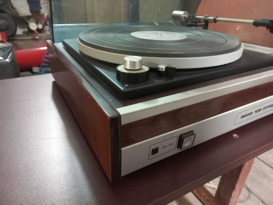 Програвач Вега 106