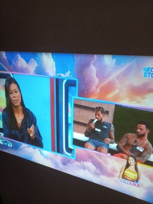 Novo Smart Projetor ultra 4k tem wifi e bluetooth - comando youtube