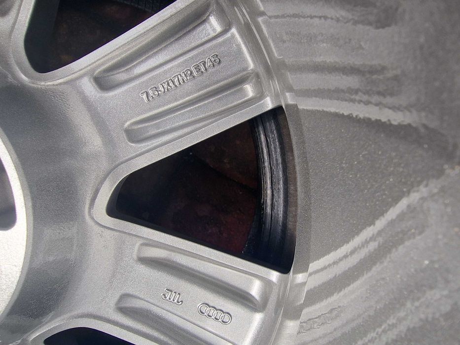 Audi A4 B8 17 Cali 5x112 7,5J ET45
