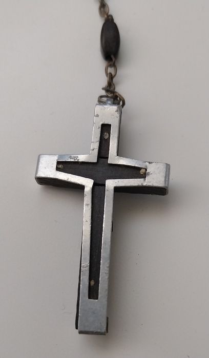 Terço antigo possivelmente em pau preto