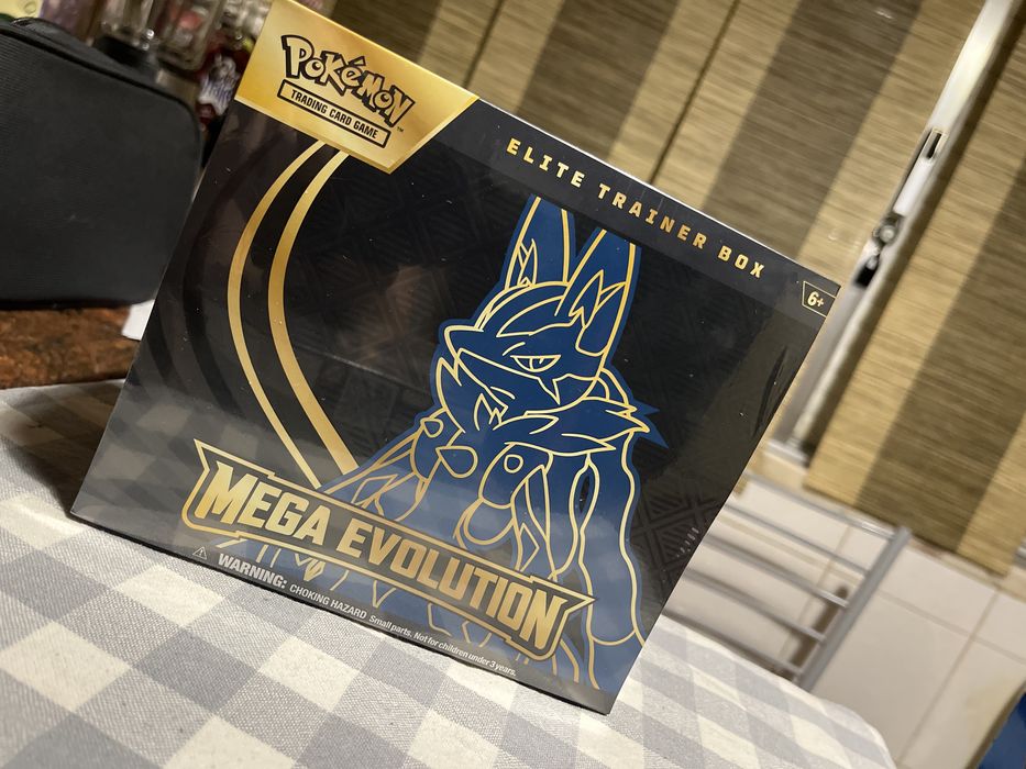 Pokémon TCG - Elite Box