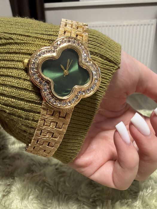 Годинник Van Cleef