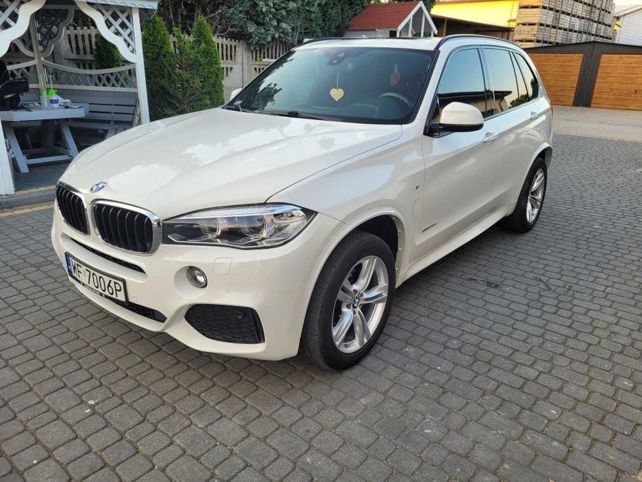 Wypożyczalnia wynajem samochodów osobowych