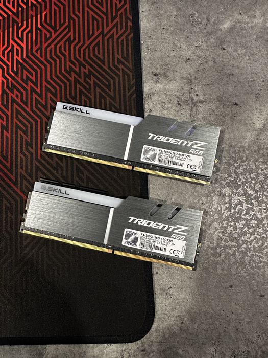Memória RAM Tridente G.SKILL 2x8GB 16GB