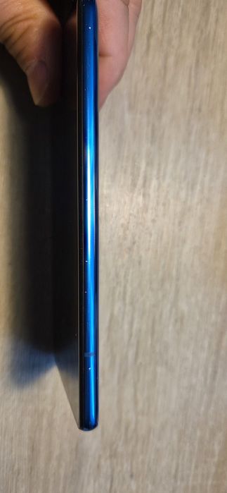 Xiaomi Mi 9T. 6/128 GB. Bardzo dobry stan.