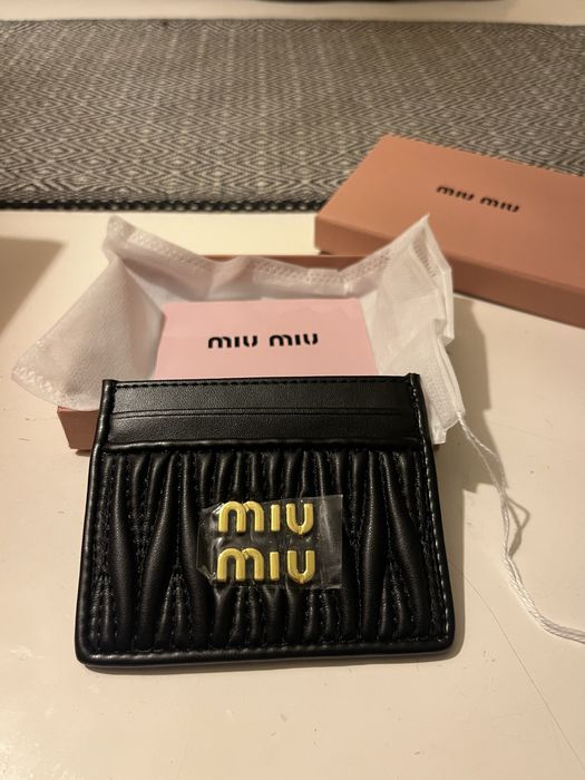 Carteira Miu Miu