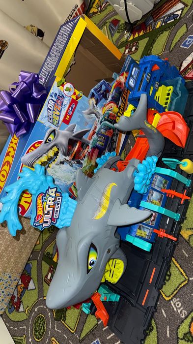 Автомийка Хот Вілс Hot Wheels City Ultra Shark car wash