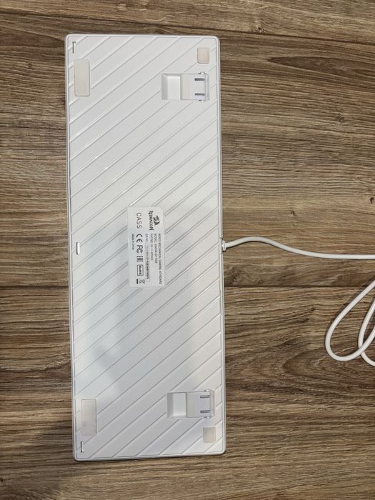 Klawiatura  różowa Redragon mechaniczna