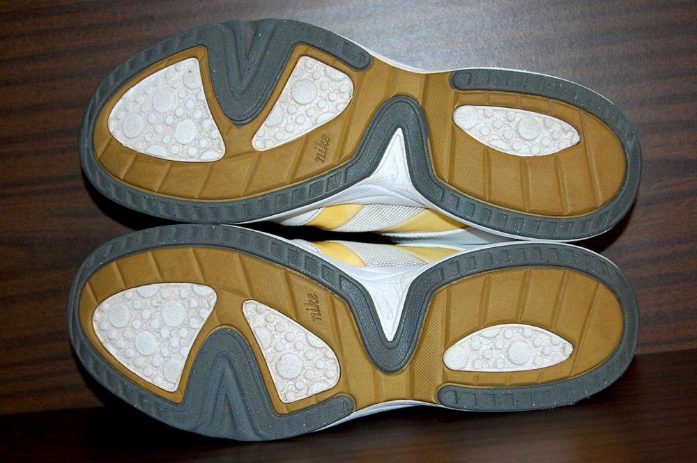 Кроссовки NIKE р.42-43 original VIETNAM