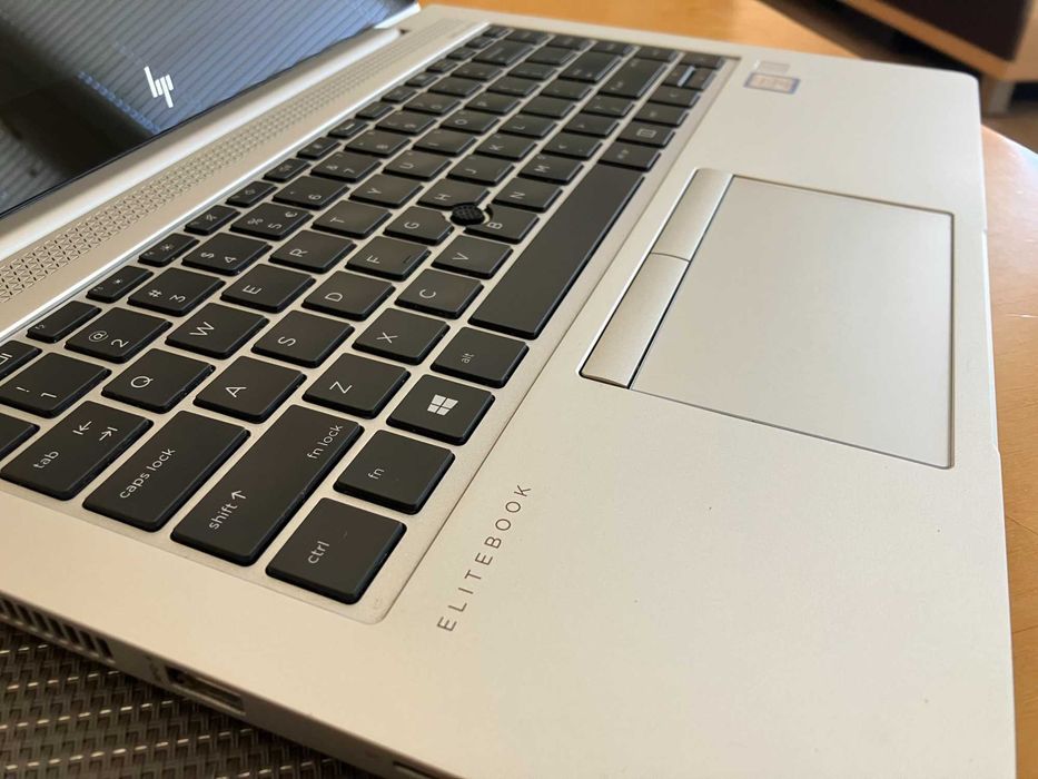 HP ElieteBook 840 G5 / 512GB SSD / 32GB RAM/ Intel i7-8650U /Stan idealny