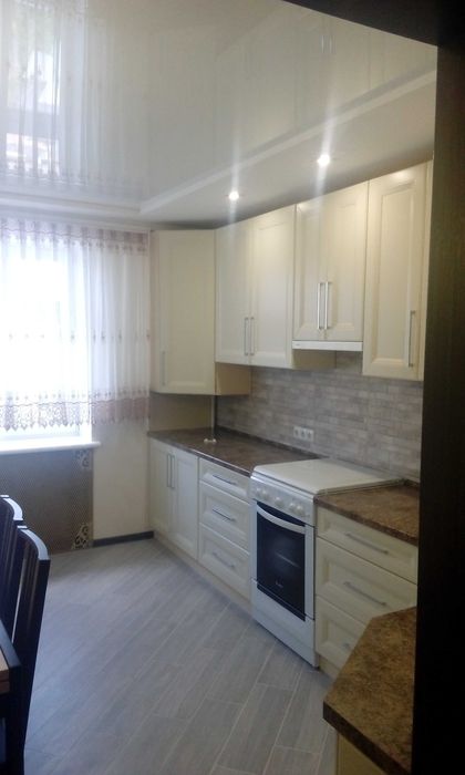 Оренда 2х кім Новобудова Інституцька. 2поверх.Тільки дзвонити