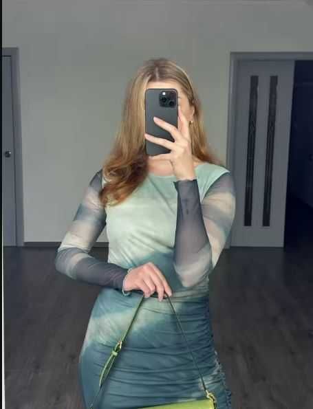 Шикарное длинное платье, новое