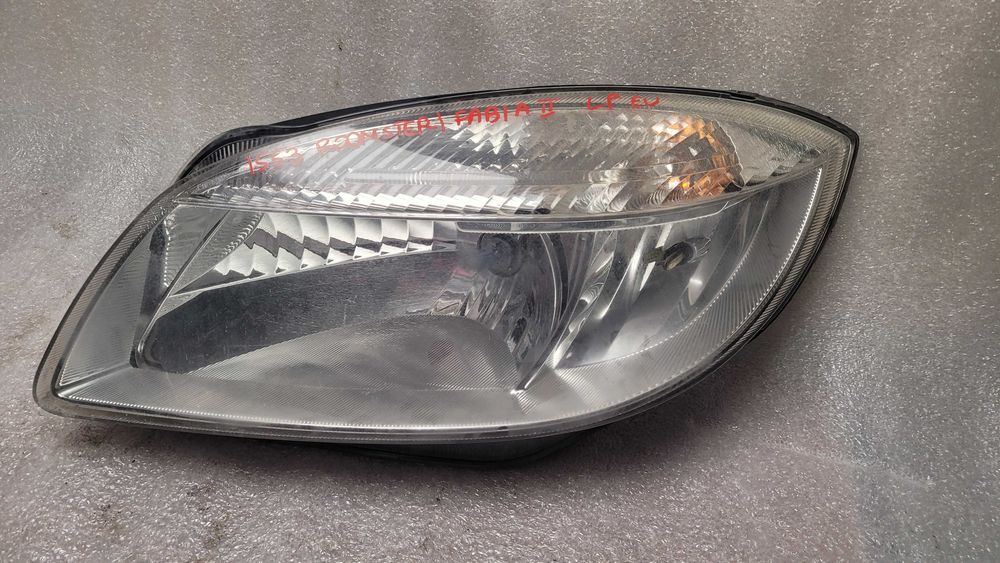 lampy przednie skoda fabia ii roomster lewa + prawa