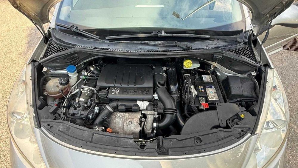 Peugeot 207 SW 1.6 HDi 110 cv | Teto panorâmico