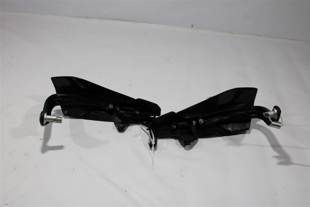 HANDBAR OSŁONA RĄK KTM 690 ENDURO 19-24 U-11 79602181000 79602281000
