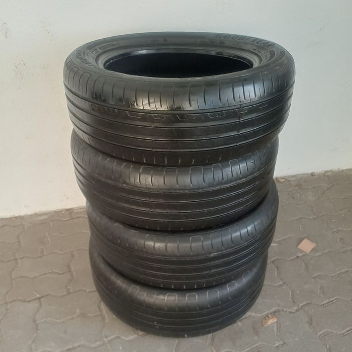 Letnie opony 215/55R17 Goodyear 5mm
