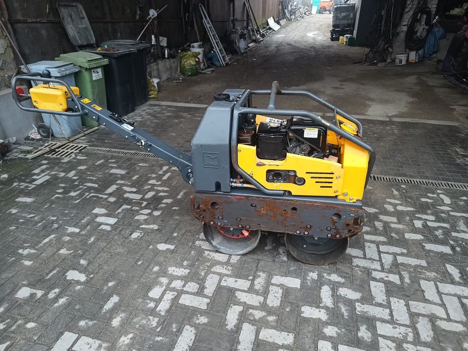 Walec tandemowy Wibracyjny  700kg