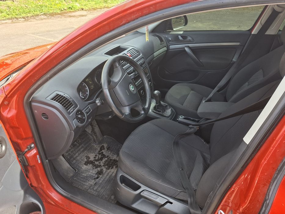 Продам шкода октавія а5 1.6 2012рік