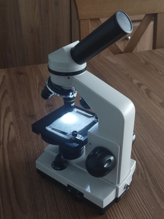 Mikroskop optyczny Levenhuk 2L 400x zoom + GRATISY!