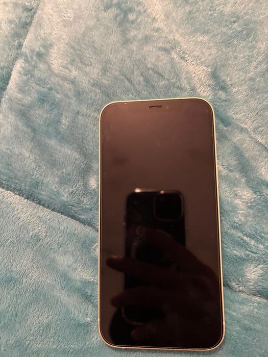 IPHONE 12 em bom estado