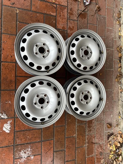 4xfelga stalowa 16" VW/SEAT/SKODA/AUDI (5x112 ET50) - srebrne