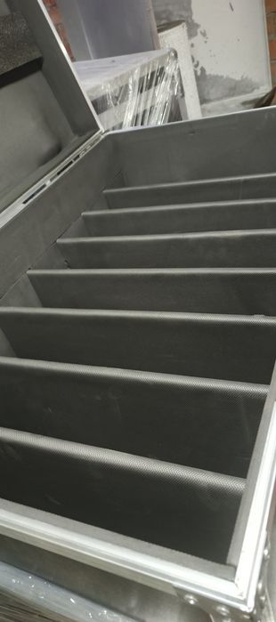 Транспортні кейси розпродаж нові та б/в оптом