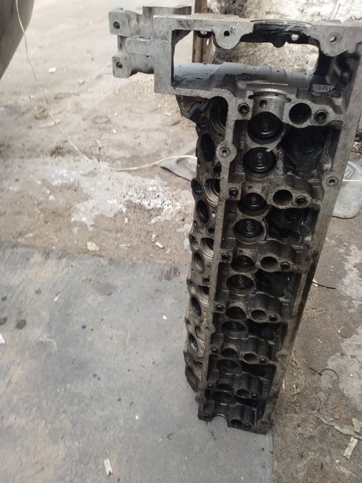 Продам ГБЦ Мерседес 140 MB 140