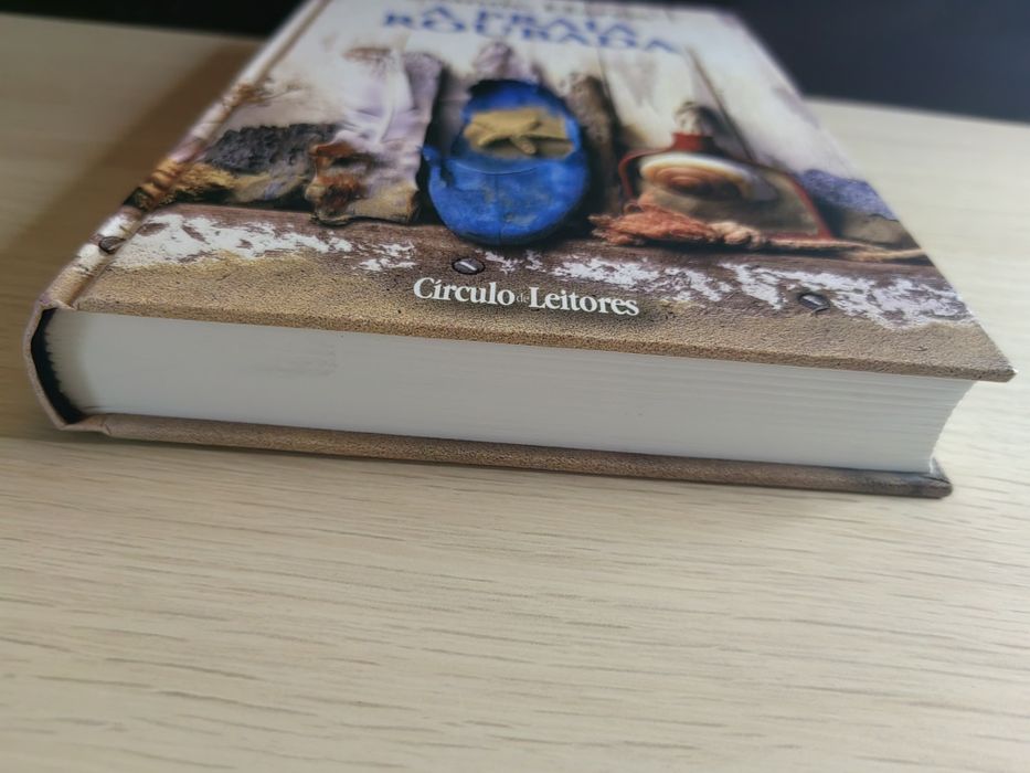 Livro "A Praia Roubada" de Joanne Harris